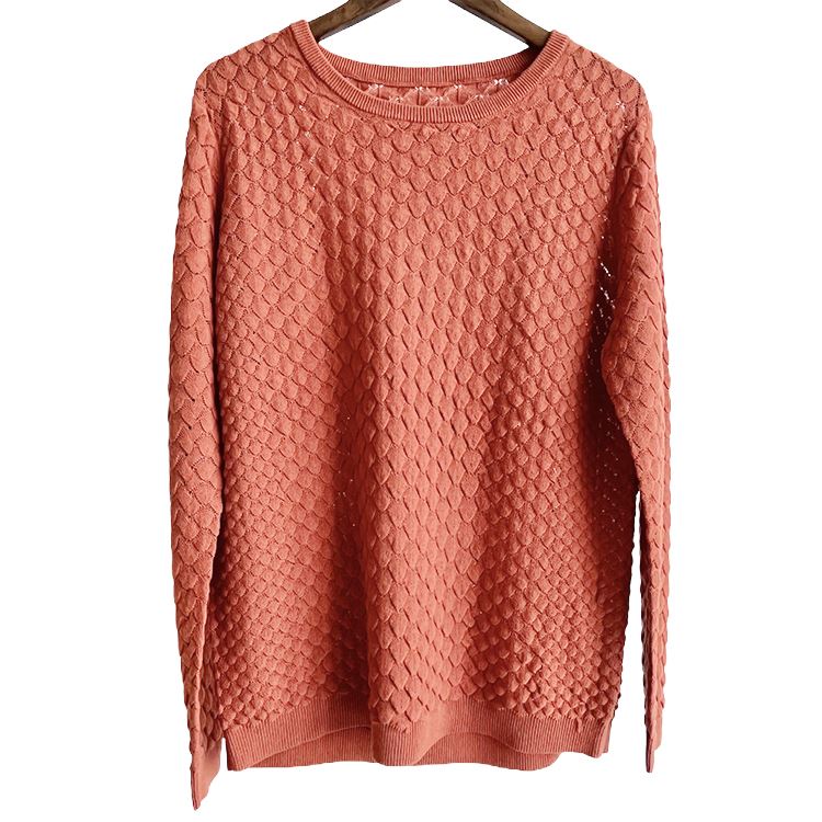 Krótki sweter damski